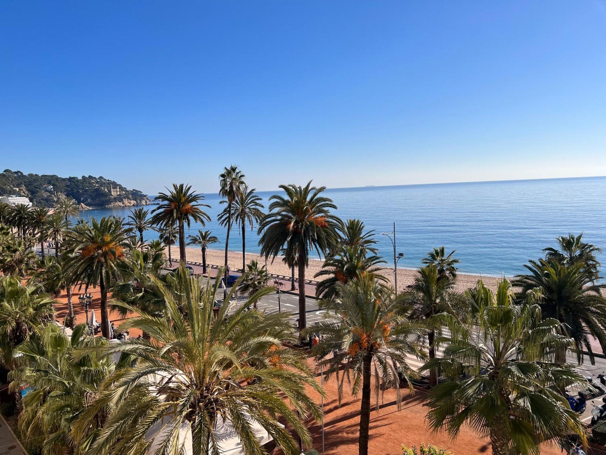 Mediterranean Apartment In Lloret De Mar Next To The Sea Exterior foto